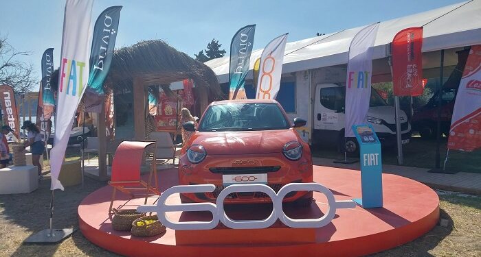 FIAT, Alaçatı’da Vakkorama Watersports Championship de rüzgârın enerjisine ortak oldu