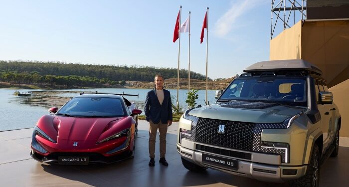 BYD Türkiye, Yüzen, Kendi Etrafında Dönen ve Zıplayabilen Araçlarıyla Türkiye’de Teknoloji Şovu Yaptı