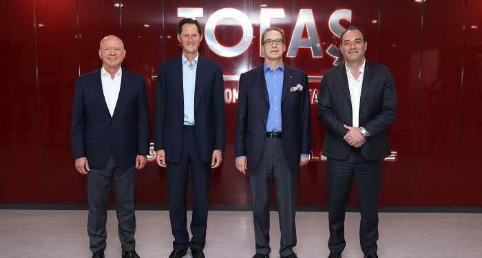 Stellantis ve Koç Holding Üst Yönetimi Tofaş Fabrikası’nı Ziyaret Etti!