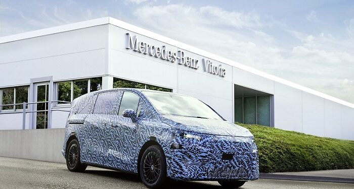 Mercedes-Benz Yeni VLE’nin Ön Seri Üretimine Başladı