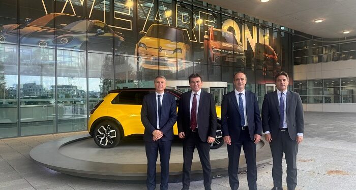 OYAK ve Renault iş birliği, Türkiye otomotiv sektörüne önemli katkılar sunuyor