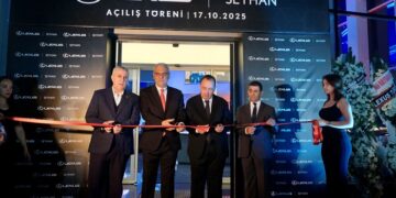 Lexus Türkiye’deki Büyüme Yolculuğuna Adana Showroomuyla Devam Ediyor
