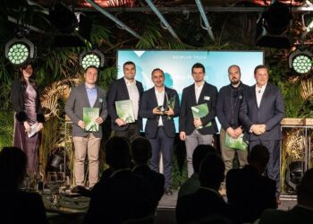 Mercedes-Benz Türk’ün karbon emisyonunu azaltan projesine ödül