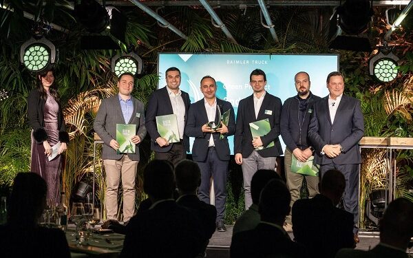 Mercedes-Benz Türk’ün karbon emisyonunu azaltan projesine ödül