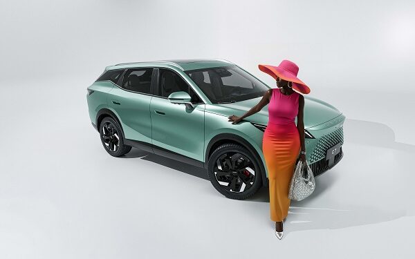 OMODA 7 Moda ve Teknoloji İş Birliğinde Yeni Bir Dönem Başlatıyor!