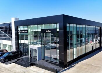 Lexus Türkiye’de 10. Yılını Güçlenerek Kutluyor