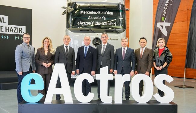 Mercedes-Benz Türk’ten Akcan Holding’e eActros Teslimatı
