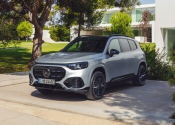 Yeni Elektrikli GLB Türkiye’de