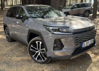 İlk Sürüş Yeni Toyota RAV4 Hybrid