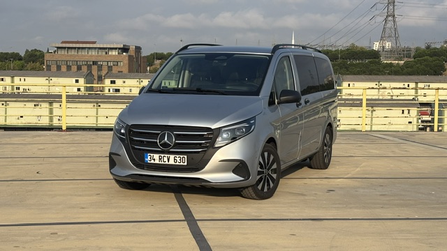 Mercedes-Benz Vito Tourer Select 124 CDI Testi