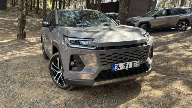 Yeni Toyota RAV4 Hibrit